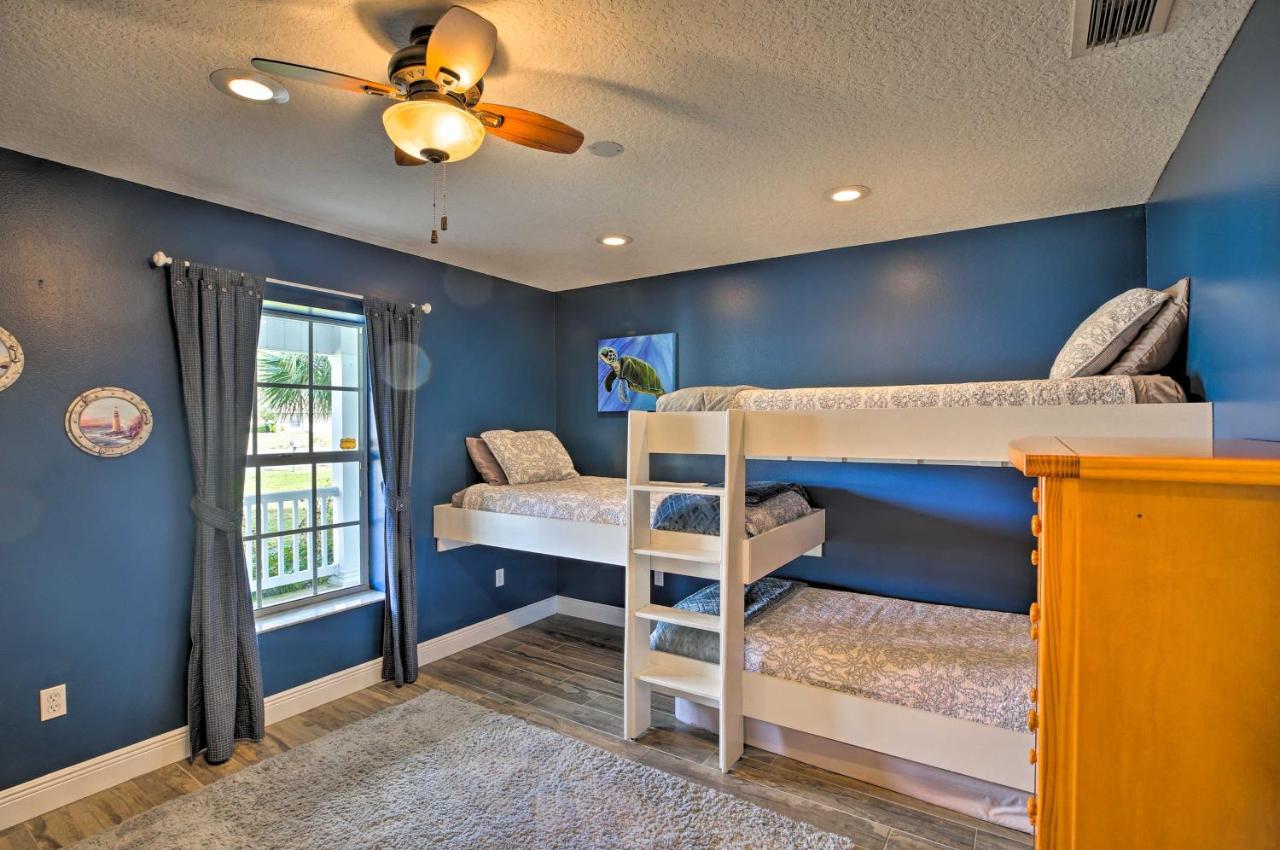 Waterfront Lake Placid Home With Dock And Fire Pit Luaran gambar