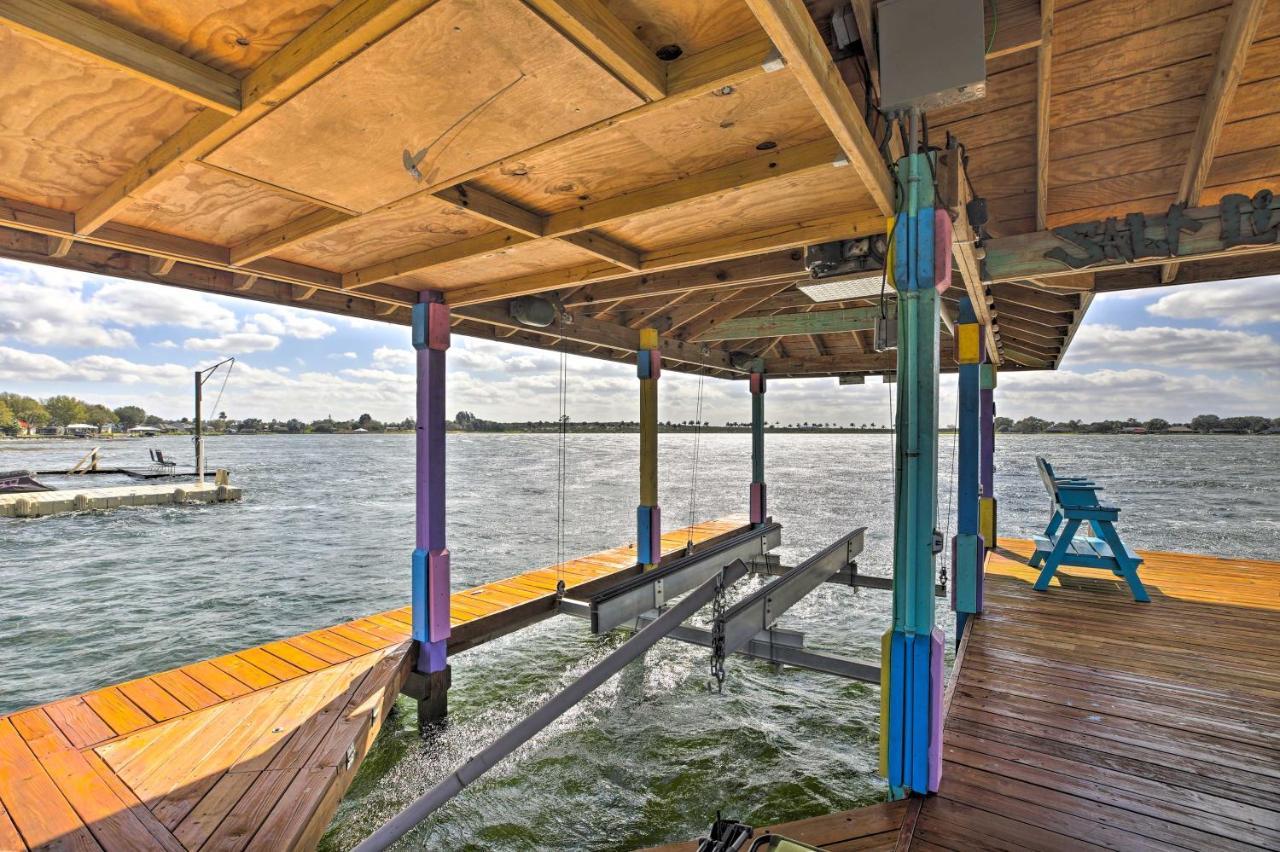 Waterfront Lake Placid Home With Dock And Fire Pit Luaran gambar